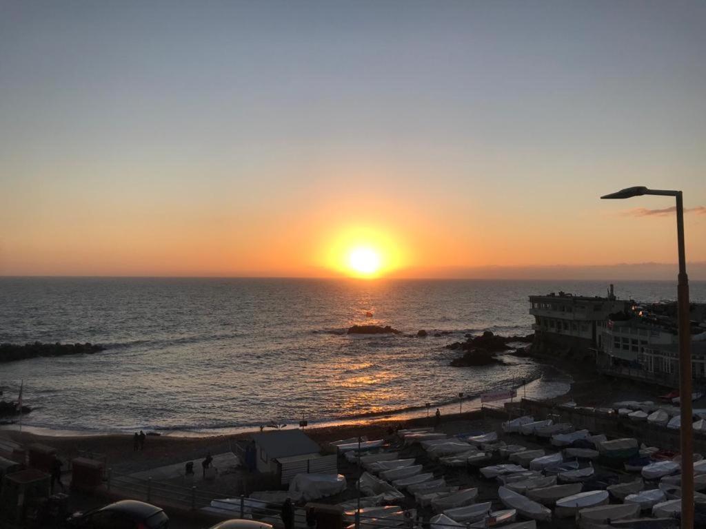 Apartamento Casa Tabata Fronte Mare Génova Exterior foto